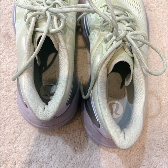 Lululemon BlissFeel Women's Athletic Running Shoes Light Green Size 8 - Picture 5 of 9